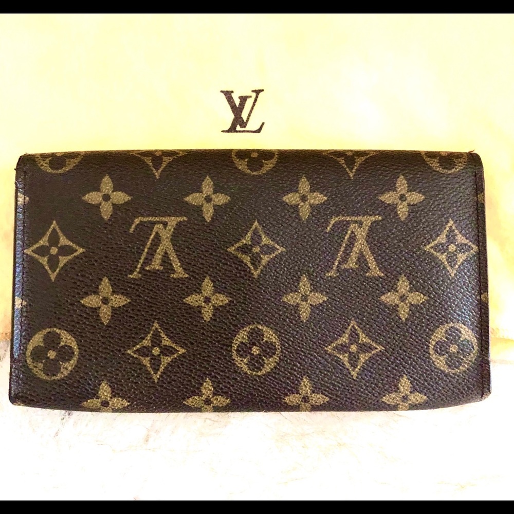 SOLD - Picture 2 of 8
